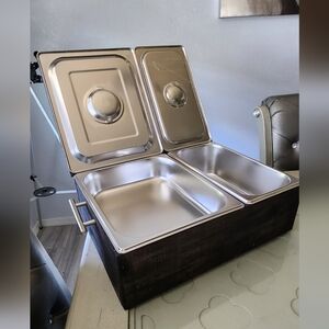 Grill food dispenser